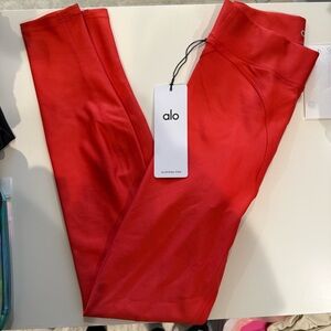 ALO Yoga Airlift Extreme High-Waist Leggings in Red Hot Summer
